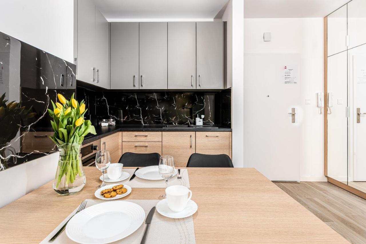 5D Apartamenty Fredry 2/36 โควอบเซก ภายนอก รูปภาพ